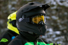 0121-1115 . Range Snow Dual Pane Helmet