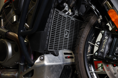 1901-0920 . 61300104 . Radiator Guard