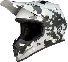 0110-7267 . Rise Digi Camo Helmet